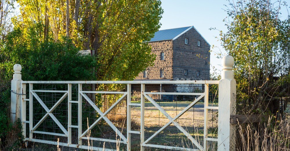 An old stone storehouse on the outskirts of Kyneton in the Macedon Ranges region of Victoria